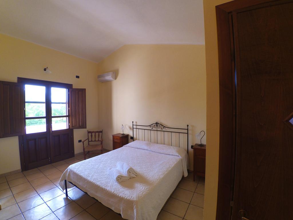 Agriturismo Satanca Villa Arbus Eksteriør billede